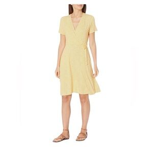 NWT Faux Wrap Dress Women’s Short Sleeve Rayon Yellow Daffodils M Amazon